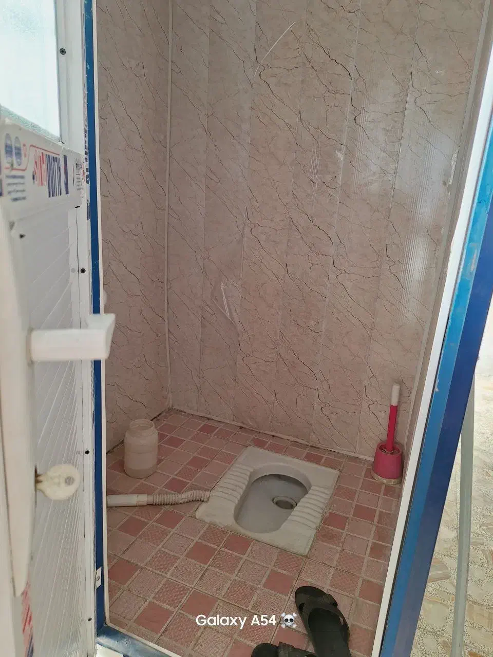 فروش یک سرویس بهداشتی کانکسی و یک کمد دیواری|لوازم سرویس بهداشتی|شهرکرد, |دیوار