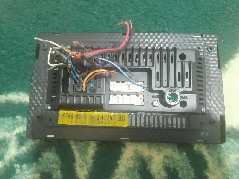 مانیتور گیگابایت۱۲۸ رام ۶|قطعات و لوازم جانبی رایانه|رودهن, |دیوار