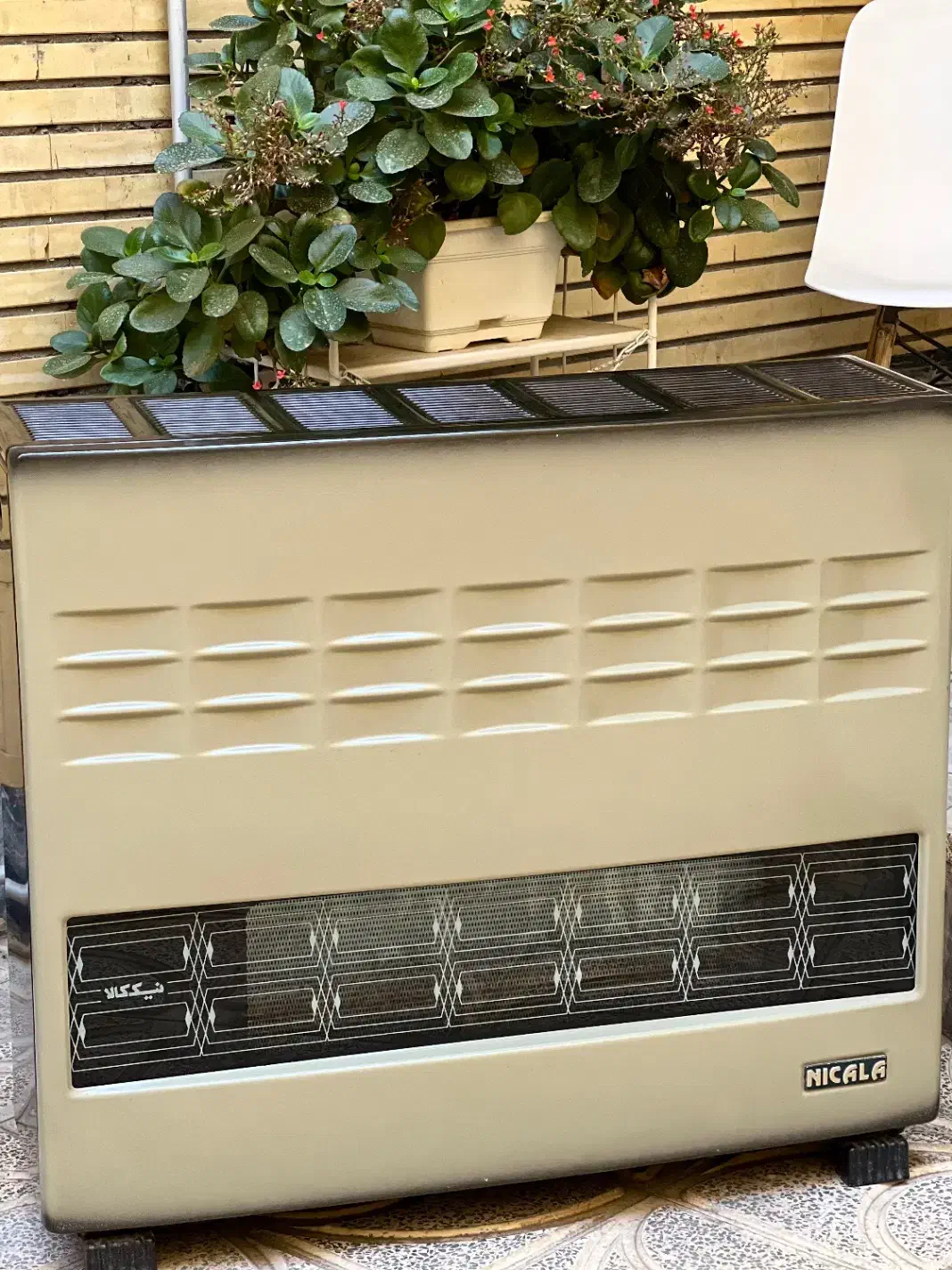 بخاری گازی بزرگ ۱۶ هزار|بخاری، هیتر، شومینه|خوی, |دیوار