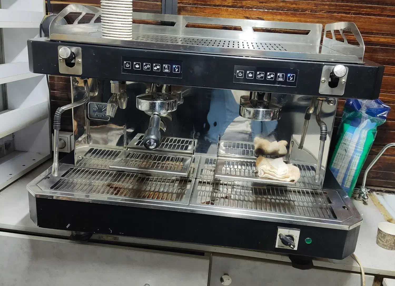 دستگاه قهوه ساز صنعتی|سماور، چای‌ساز، قهوه‌ساز|کلاله, |دیوار