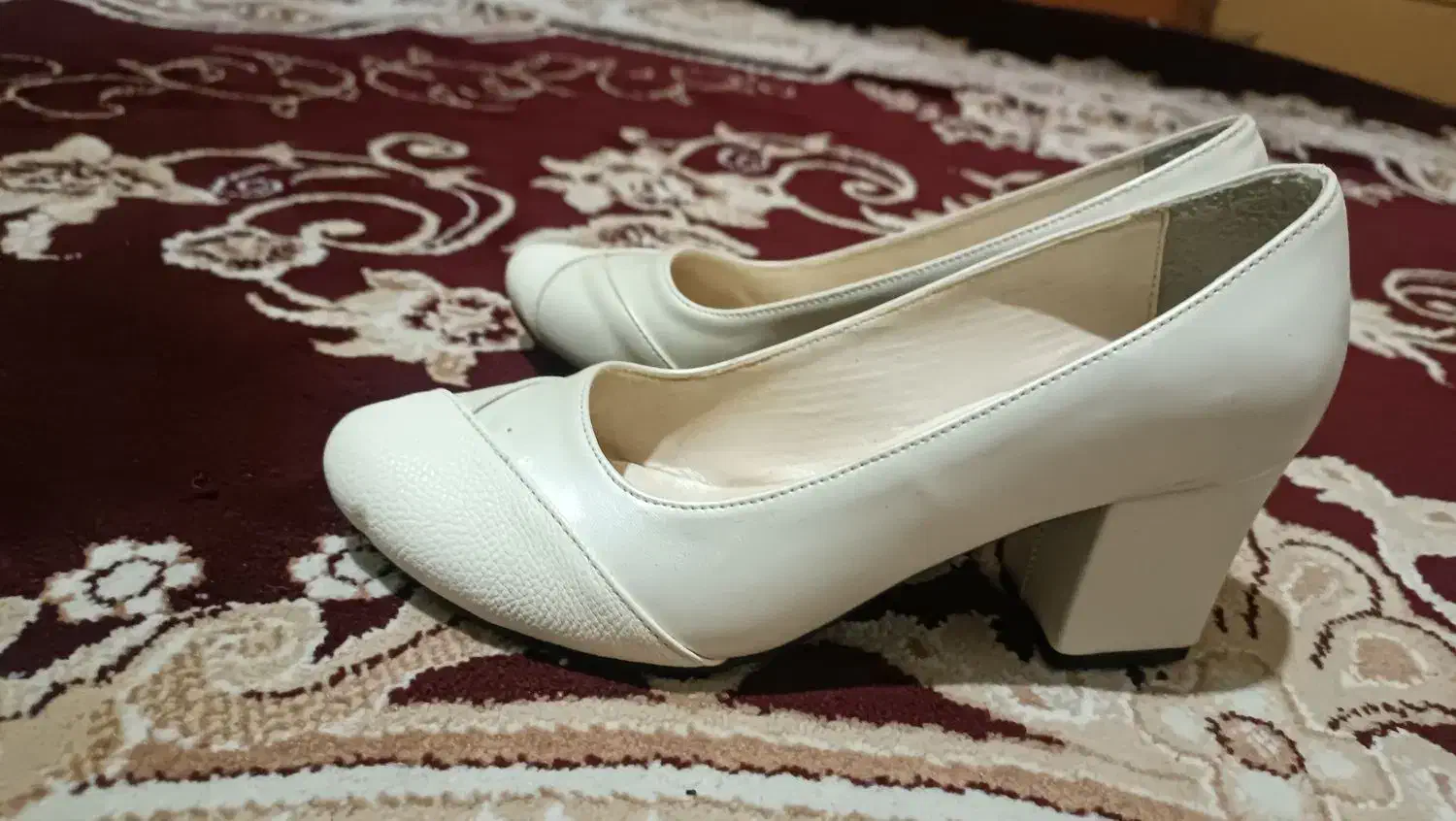 کفش نو|کیف، کفش، کمربند|سبزوار, چهارراه فرودگاه|دیوار