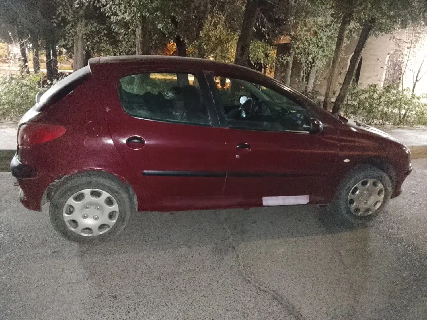 206مدل 82|خودرو سواری و وانت|یزد, |دیوار