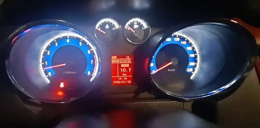 دنا پلاس ۶ دنده|خودرو سواری و وانت|اصفهان, شاهد|دیوار