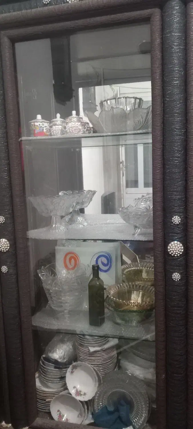 بوفه و ویترین|بوفه، ویترین، کنسول|رشت, کوی حسینی|دیوار