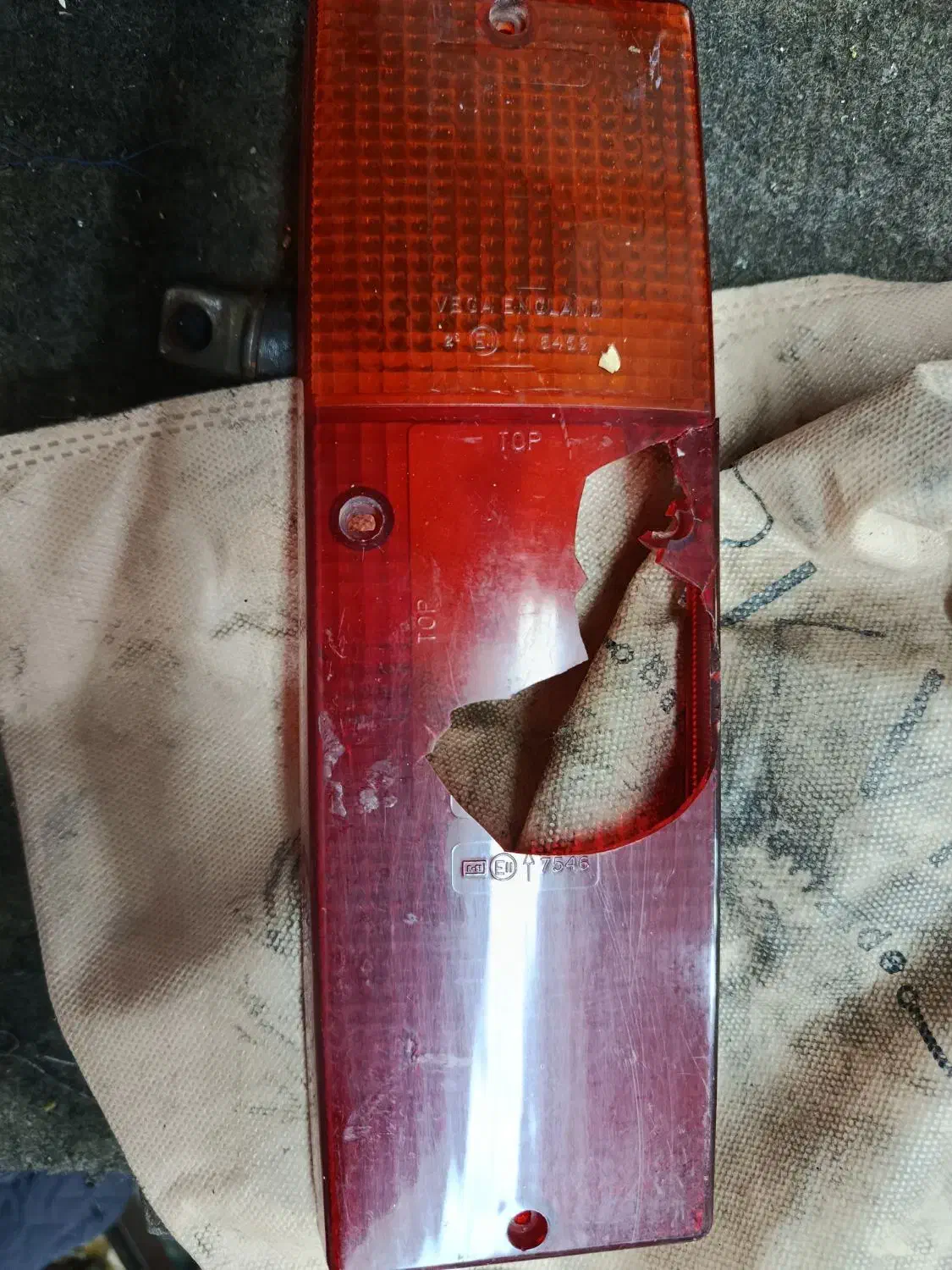 چراغ خطر پیکان دولوکس و کارلوس انگلیسی|قطعات یدکی و لوازم جانبی|تهران, ستارخان|دیوار