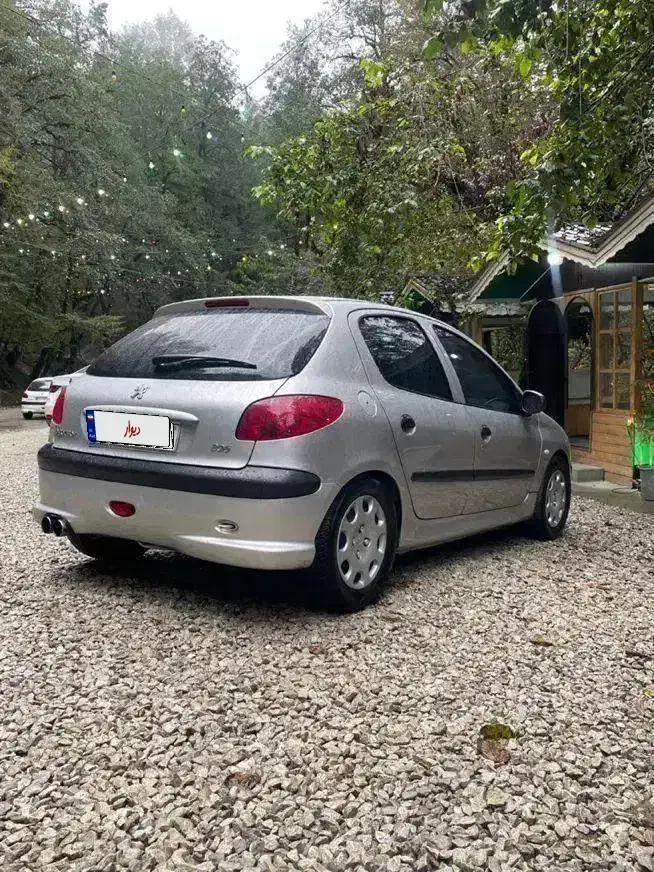 پژو۲۰۶ تیپ ۲|خودرو سواری و وانت|کرج, حصارک بالا|دیوار