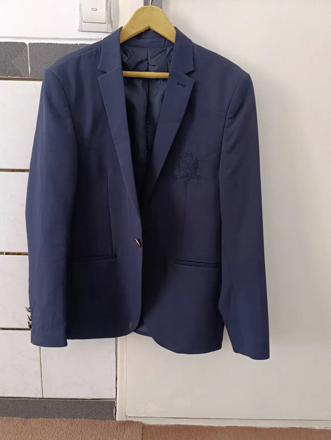 کت و شلوار|لباس|گرمسار, |دیوار