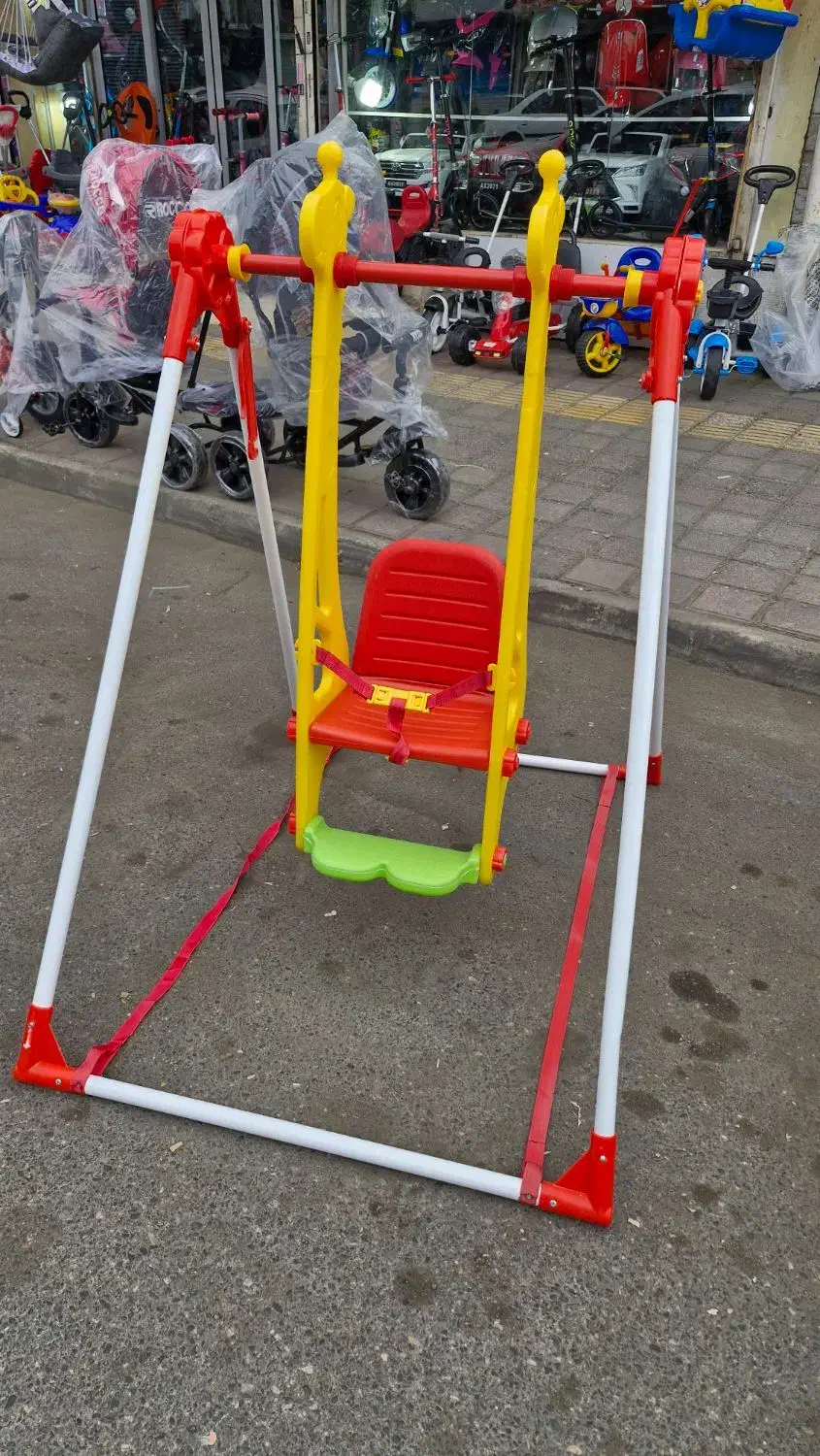 سرسره|اسباب‌بازی بچه|رشت, فلسطین|دیوار