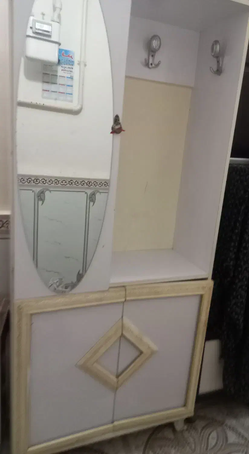 جاکفشی|جاکفشی، کمد، دراور|تبریز, |دیوار