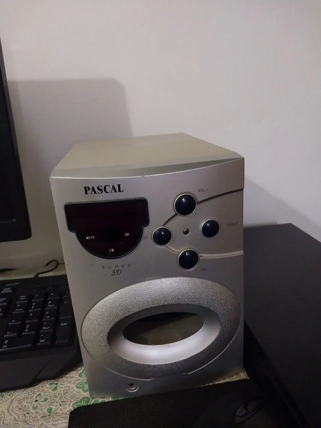 کامپیوتر|رایانه رومیزی|نوشهر, |دیوار