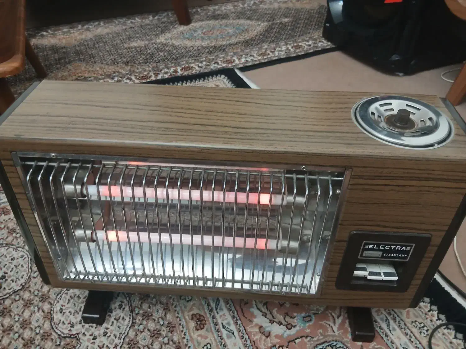 یک عدد بخاری برقی عتیقه و یک عدد قیچی قند شکن|بخاری، هیتر، شومینه|تبریز, |دیوار