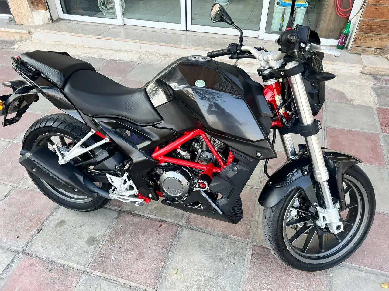 فروش بنلی ۲۵۰تک سیلندر|موتورسیکلت|سبزوار, قصبه غربی|دیوار