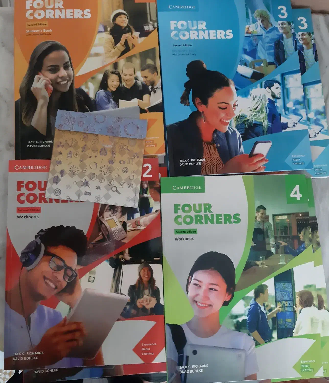 مجموعه کتابهای فور کرنرز|کتاب و مجله آموزشی|رشت, پسیخان|دیوار