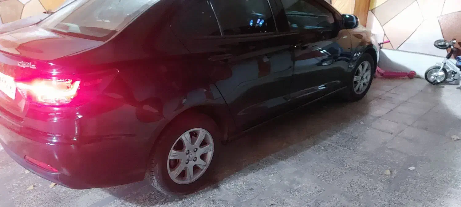 شاهین ۱۴۰۲|خودرو سواری و وانت|پردیس, فاز ۸|دیوار