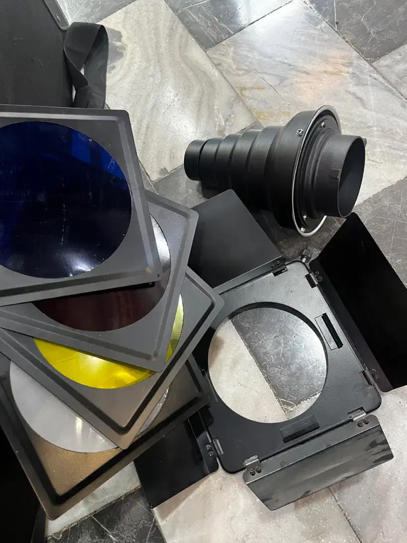 فلاش استودیویی|دوربین عکاسی و فیلم‌برداری|کرج, گلشهر|دیوار