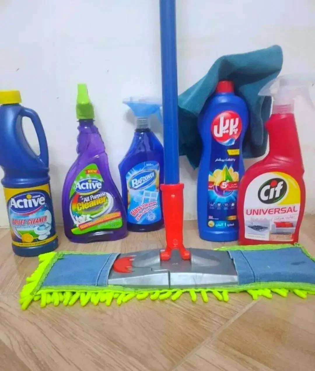 دنبال نظافت تضمینی میگردی. شرکت خدماتی پاکرویان|خدمات نظافت|اراک, |دیوار