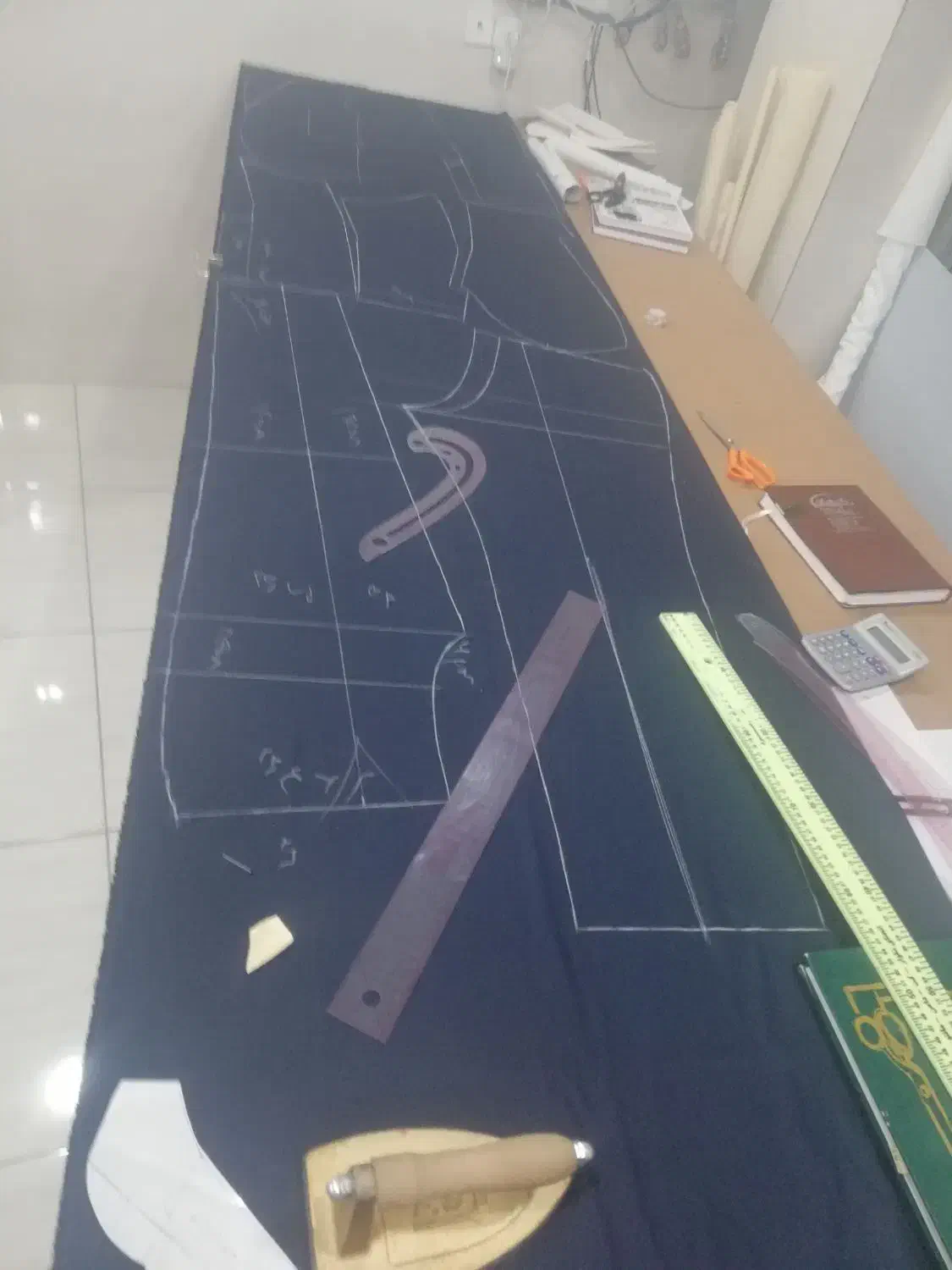 خیاطی، دوخت کت و شلوار دست دوز|خدمات پیشه و مهارت|سقز, |دیوار