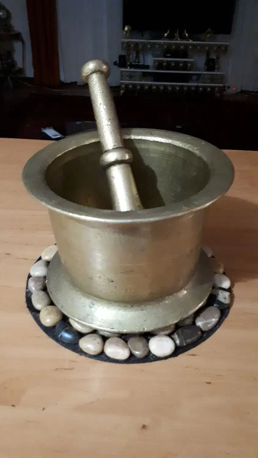 هاونگ برنز قدیمی|کلکسیون اشیاء عتیقه|چالوس, |دیوار