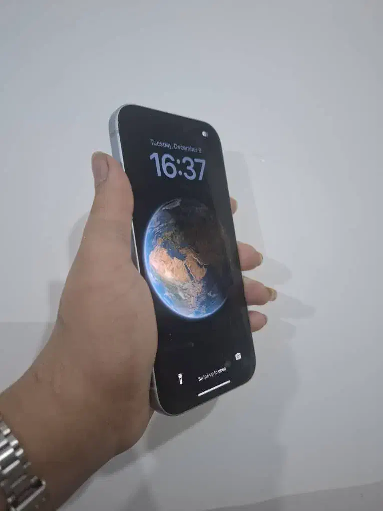 آیفون 15 نرمال در حد نو|موبایل|اسلامآباد غرب, |دیوار