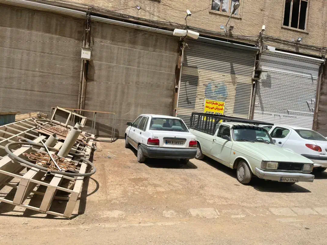 اجاره مغازه در بورس تراشکاری و صنعتی|اجارهٔ مغازه و غرفه|تهران, شهرک فردوس (حسینی)|دیوار