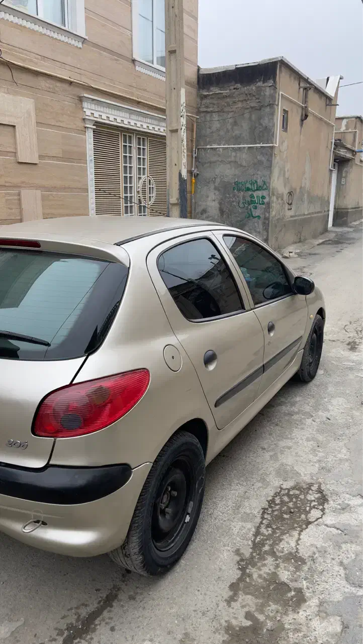 پژو ۲۰۶ مدل ۸۳|خودرو سواری و وانت|نقده, |دیوار