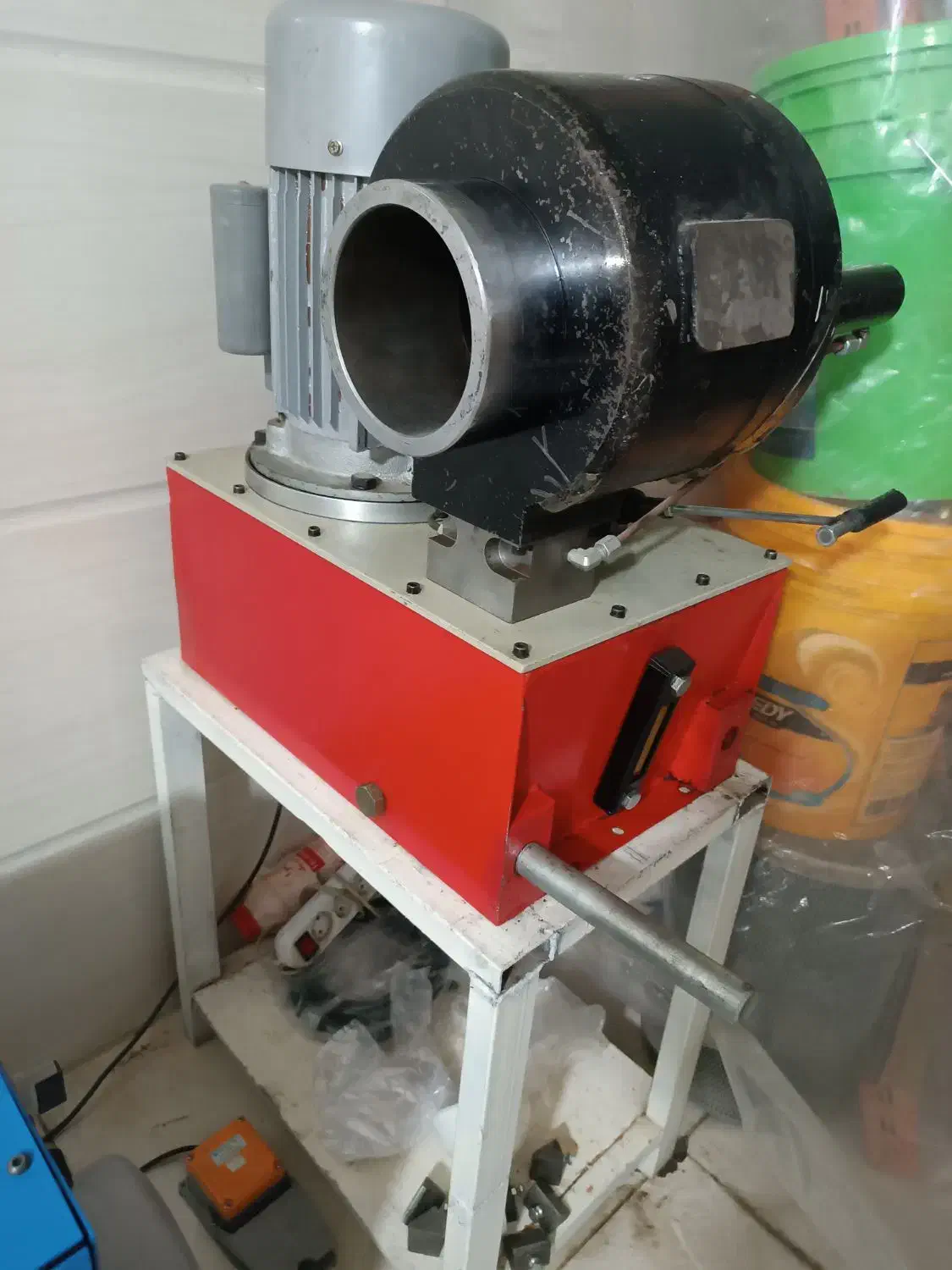 دستگاه پرس هیدرولیک|ماشین‌آلات صنعتی|مرودشت, مختارآباد|دیوار