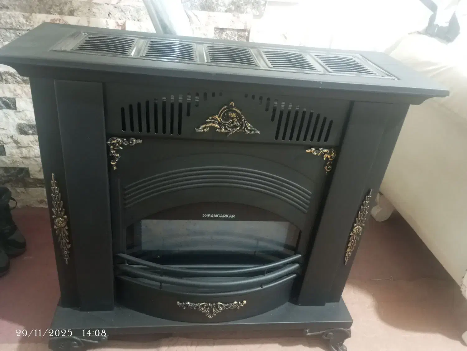 بخاری گازی نونو به علت جابه جای فروخته میشود|بخاری، هیتر، شومینه|تهران, افسریه شمالی|دیوار