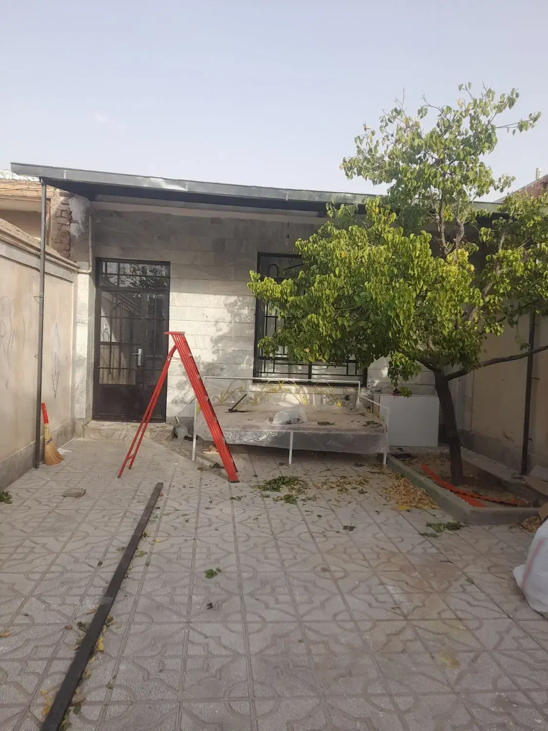 جوشکاری سیار نصب ایرانیت تابلو اسکلت و خوردکاری|خدمات پیشه و مهارت|قوچان, |دیوار