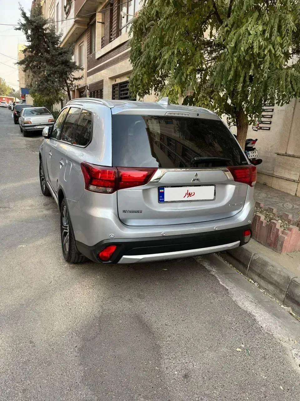 میتسوبیشی اوتلندر ۲۰۱۷ تیپ ۵|خودرو سواری و وانت|تهران, گیشا|دیوار