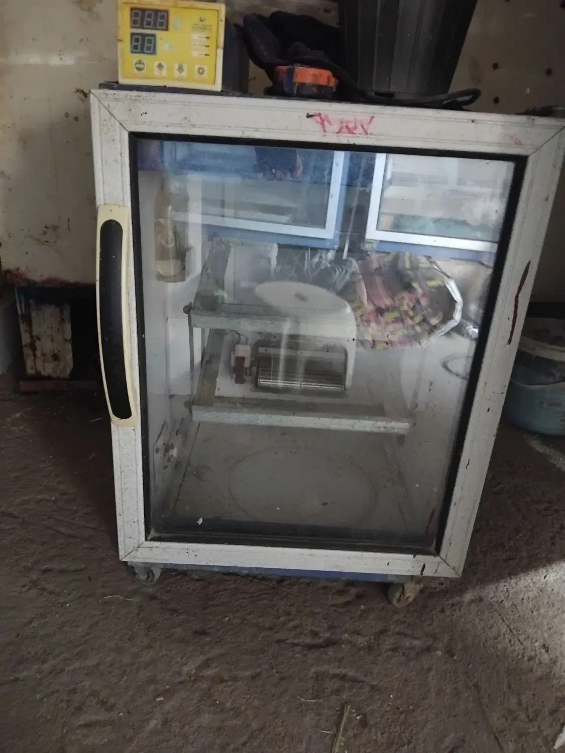 دستگاه جوجه کشی ۸۴تایی و ۷۰۰تایی|لوازم جانبی حیوانات|نگین شهر, |دیوار