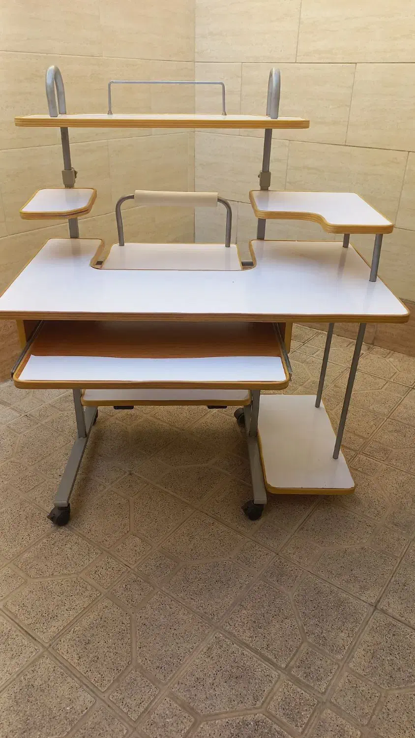 میز کامپیوتر|میز تحریر و کامپیوتر|مشهد, فدک|دیوار