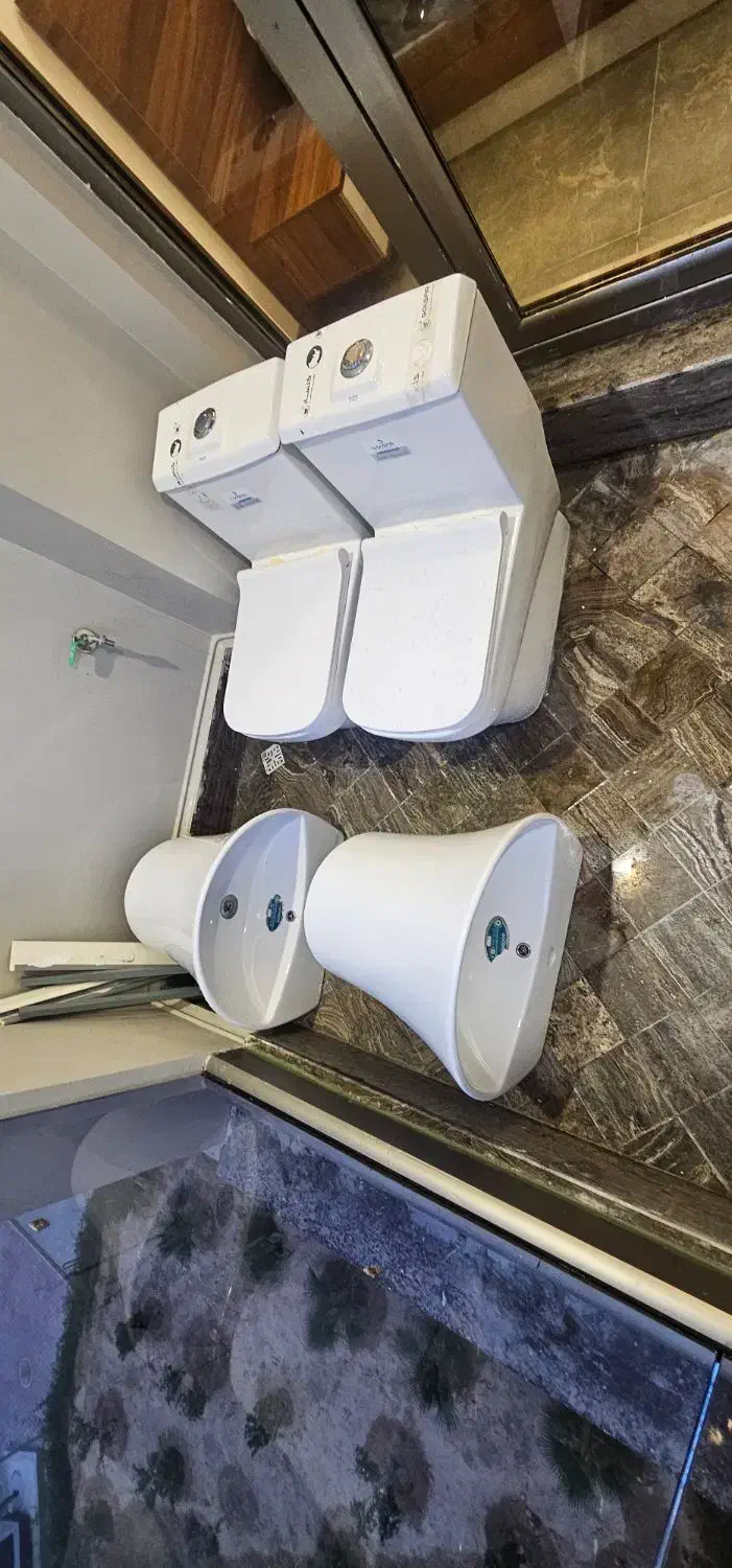 توالت فرنگی گلسار مدل یونیک و روشویی گلسار رومنس|لوازم سرویس بهداشتی|کیش, |دیوار