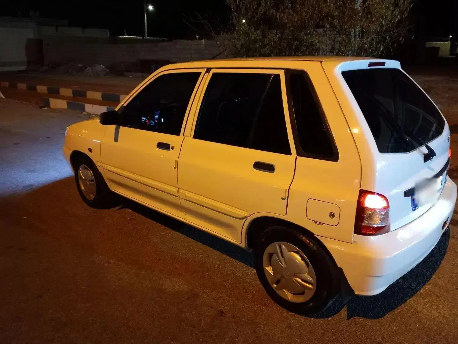 ۱۱۱مدل ۹۷ بدون رنگ ضربه کارکرد ۷۵هزار واقعی|خودرو سواری و وانت|کوهپایه, |دیوار