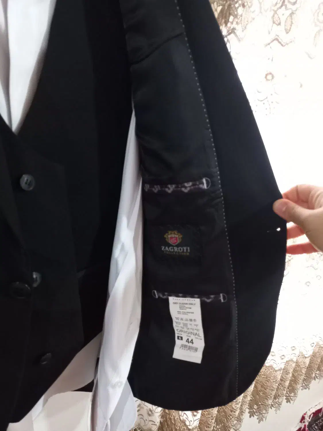 دو دست کت و شلوار در حد نو|لباس|حویق, |دیوار