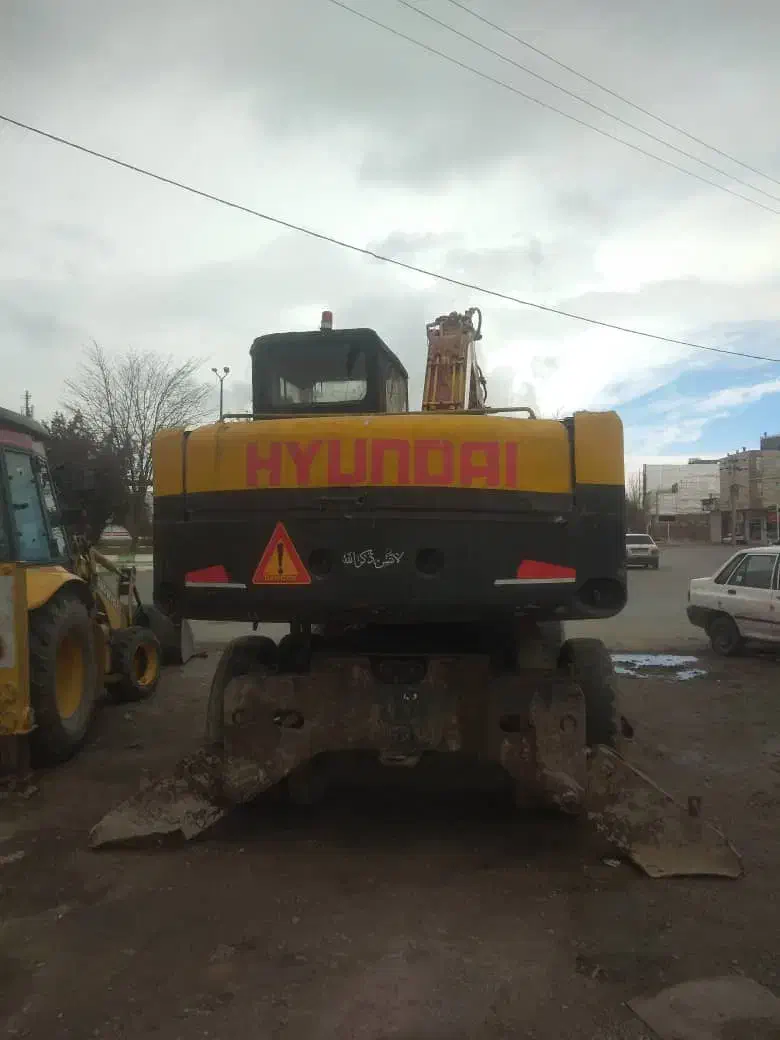 بیل مکانیکی پوکلین 75 لاستیکی|خودرو سنگین|تهران, آرژانتین|دیوار