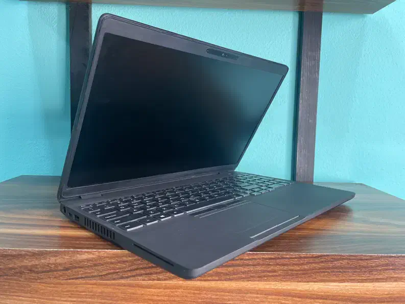 لپ‌تاپ دل گرافیکدار مدل 3541 پردازنده i7 نسل 9|رایانه همراه|قشم, |دیوار