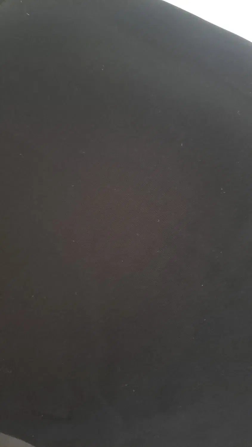 چادر مشکی|لباس|قم, باغ کرباسی|دیوار