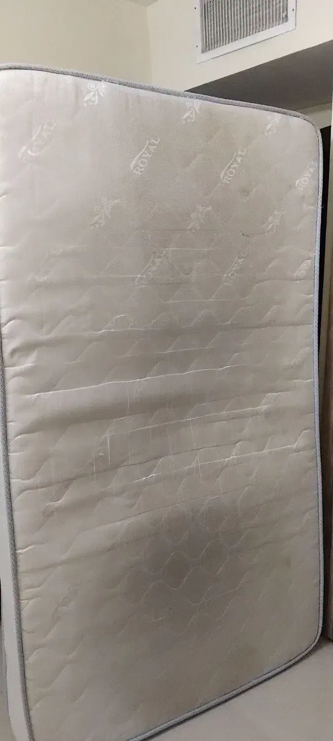 تخت خواب یک و نیم نفره۱/۵×۲|تخت و سرویس خواب|مشهد, نیروی هوایی|دیوار