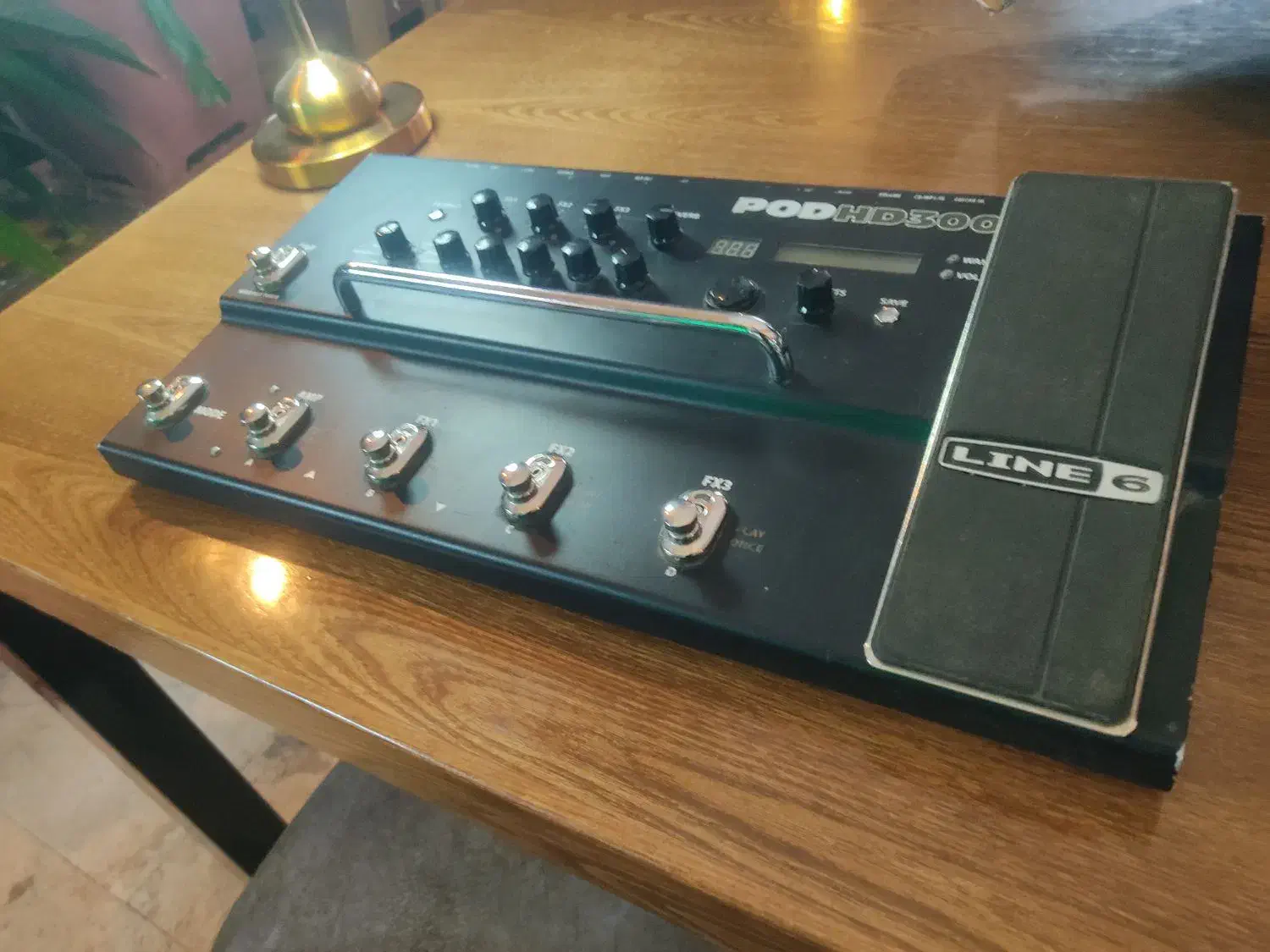 مولتی افکت Line6 hd300|گیتار، بیس، امپلیفایر|اراک, |دیوار