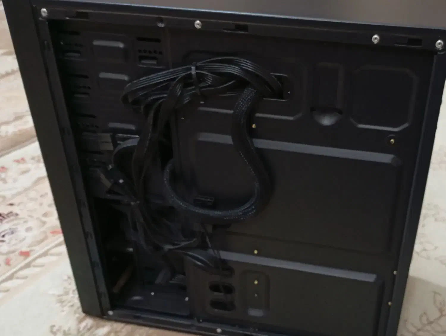 فروش مانیتور و کیس|رایانه رومیزی|کاشمر, |دیوار