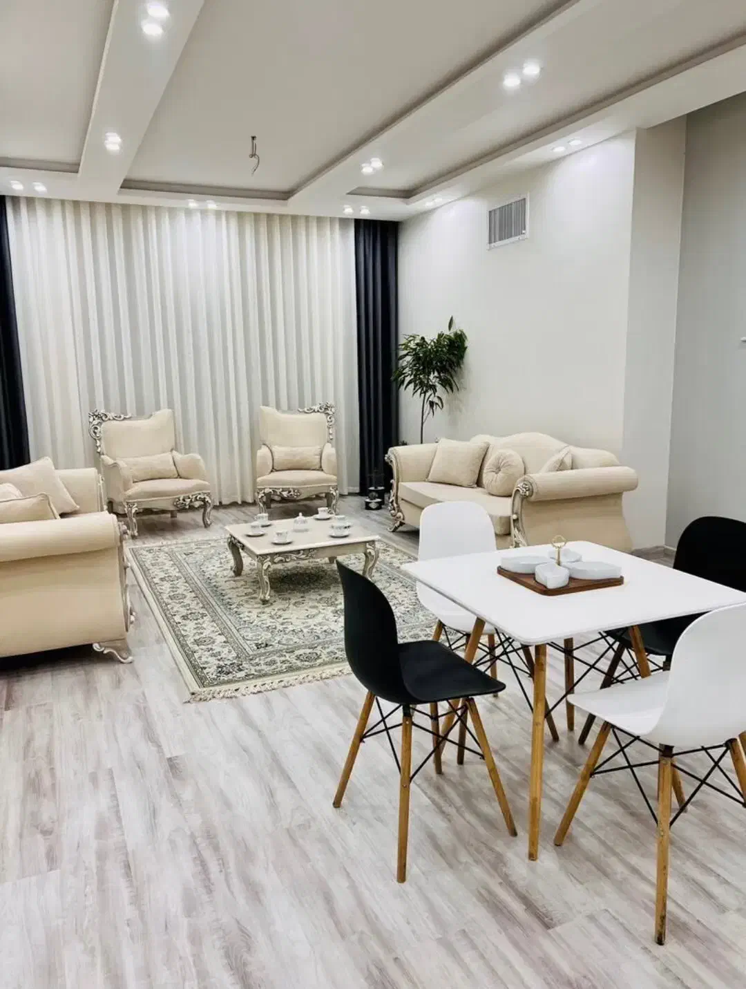 سوییت  اپارتمان امن وارام  روزانه وهفتگی|اجارهٔ کوتاه‌مدت آپارتمان و سوئیت|مشهد, سجاد شهر|دیوار