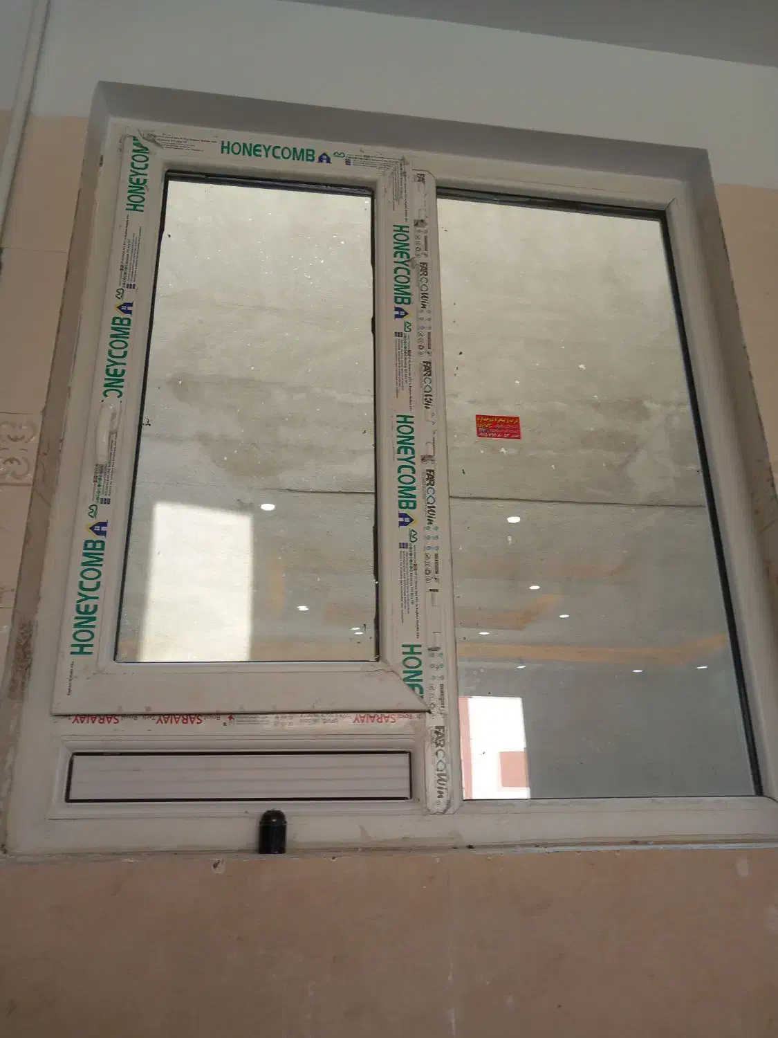 خدمات تخصصی درب و پنجره UPVC با ضمانت|خدمات پیشه و مهارت|تهران, استاد معین|دیوار