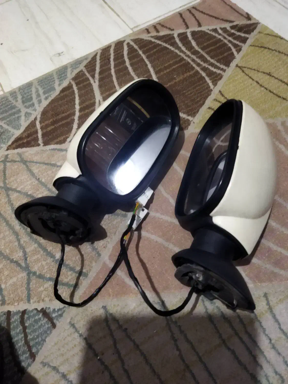 آینه بغل ال نود|قطعات یدکی و لوازم جانبی|لاهیجان, گلستان|دیوار