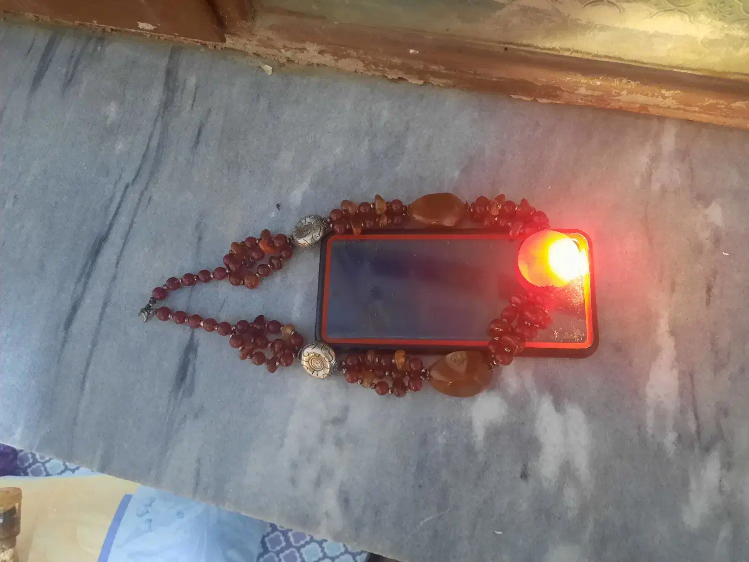 گردنبند تمام عقیق اصل اصل|کلکسیون اشیاء عتیقه|نمین, |دیوار