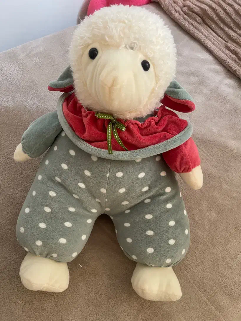 عروسکای زیبا و بامزه|اسباببازی|بومهن, |دیوار