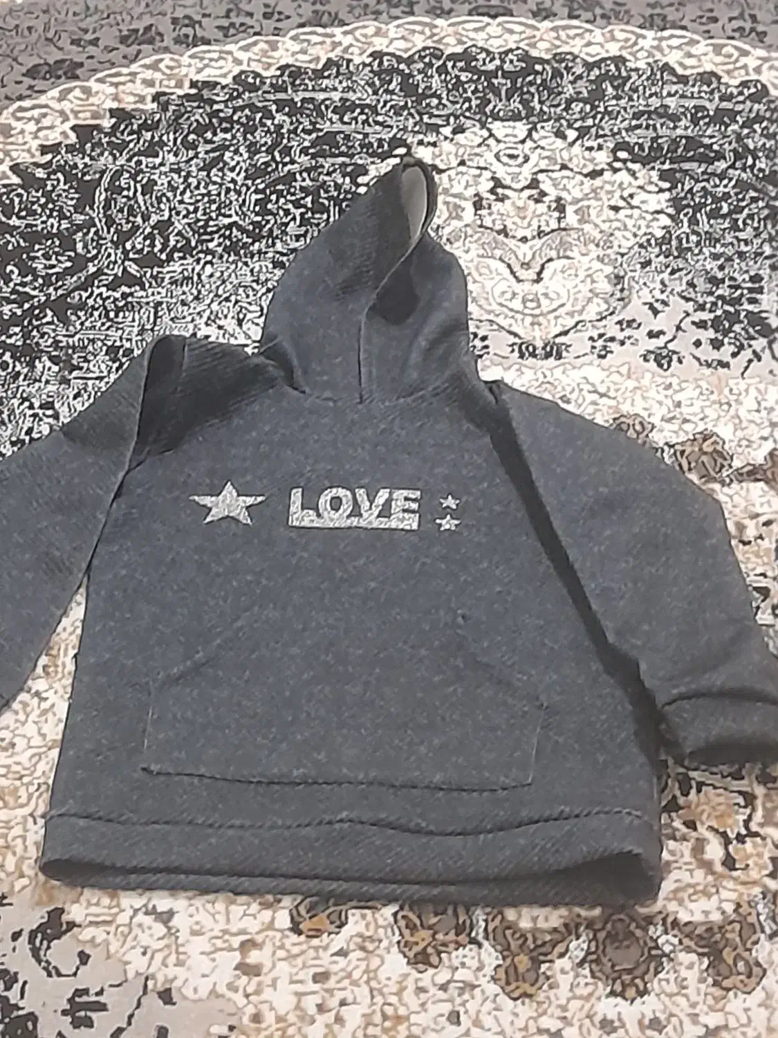 هودی تمیز|لباس|تربت جام, جامرود|دیوار