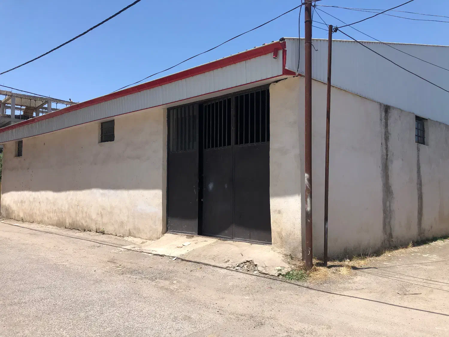 انباری(سوله) ۱۸۰ متری کمربندی مدرس پشت آتش نشانی|اجارهٔ مغازه و غرفه|رشت, پیرکلاچای|دیوار