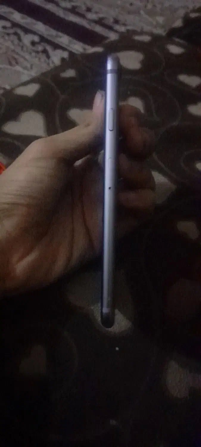 اپل iPhone 6 با حافظهٔ ۳۲ گیگابایت|موبایل|اهواز, شهرک دانشگاه|دیوار