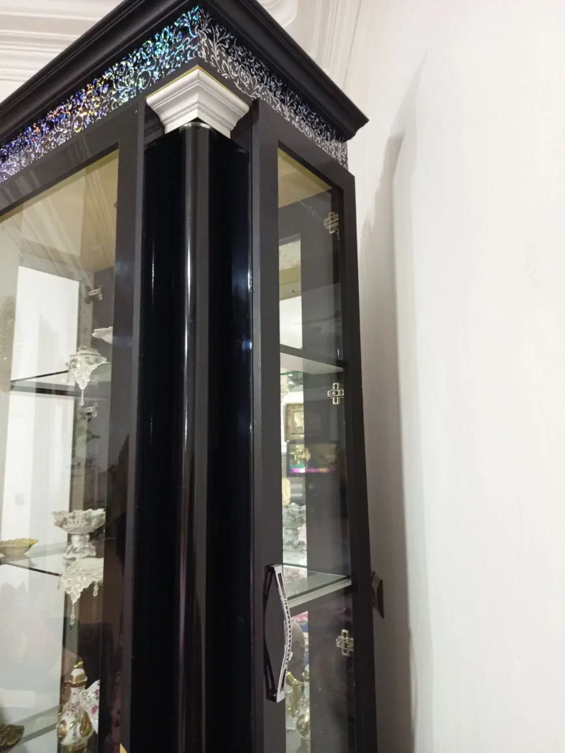 بوفه مشکی ۱.۵۰۰ تومان|بوفه، ویترین، کنسول|میاندوآب, |دیوار