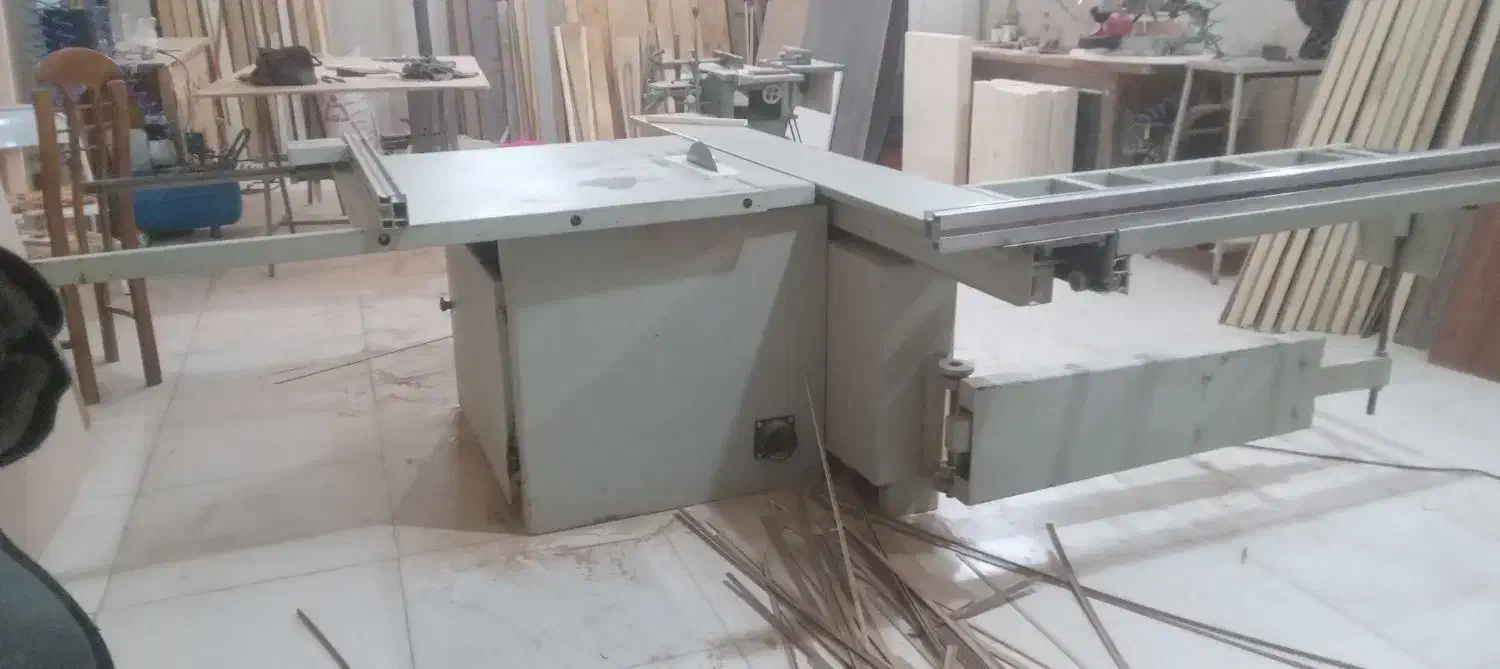 دستگاه دورکن سعید نجاری|ماشین‌آلات صنعتی|اندیشه, اندیشه فاز ۱|دیوار